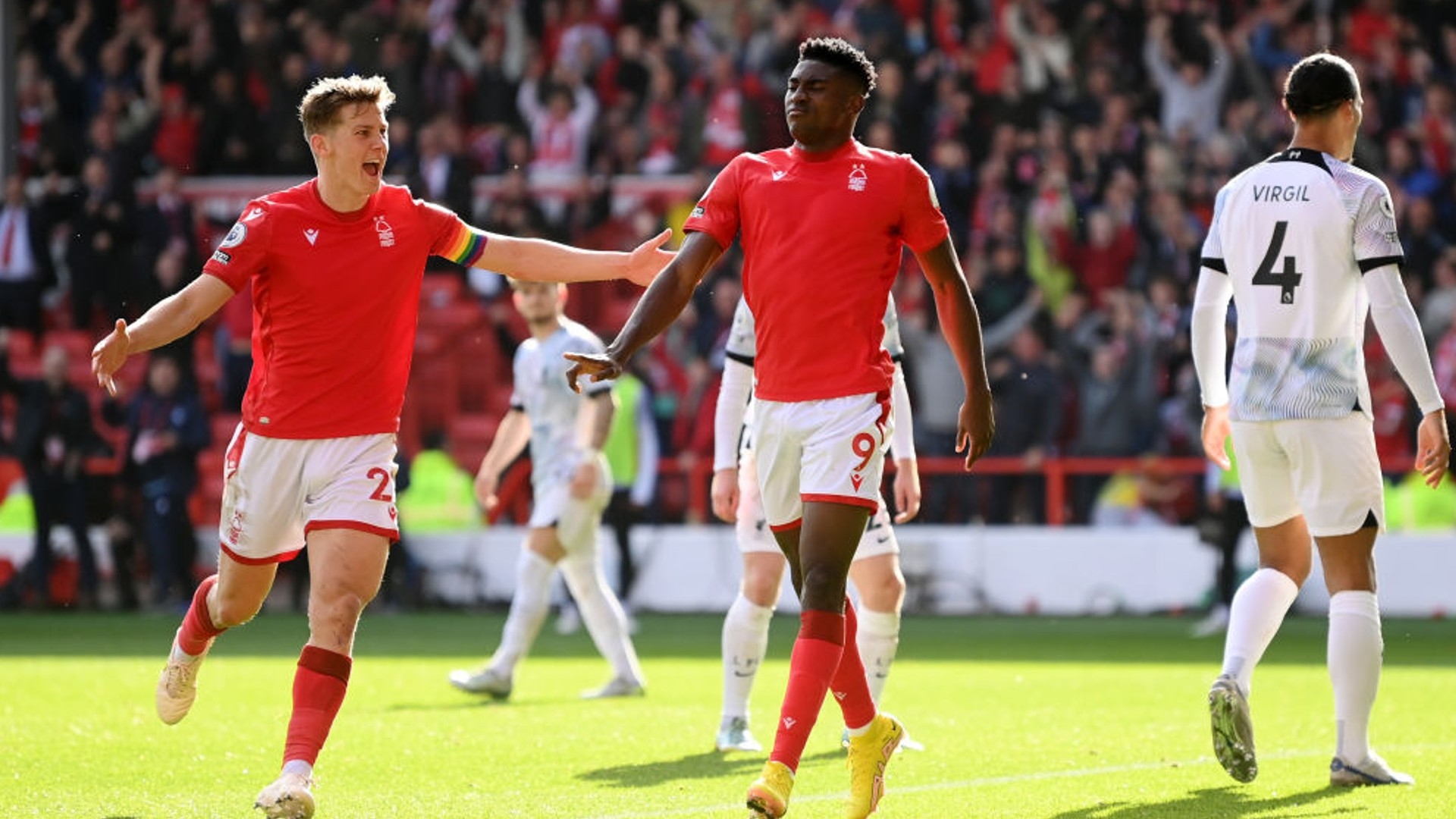 雷尼尔在皇 雷尼尔在皇